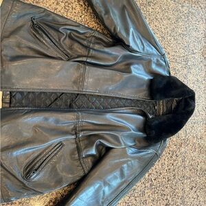 Marc New York Blk Leather Jacket w/detachable fake fur collar (Size Petite L)